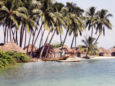 Lake view of Dalton's Banana Island Guesthouse