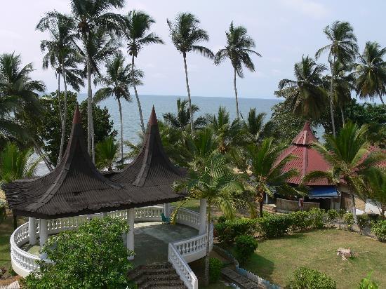 Outdoor gazebo area of The Residence Jully