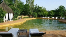 Outdoor pool area of Hotel Ambedjele