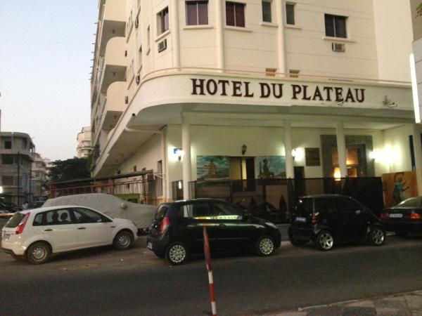 Entrance to Hotel Du Plateau