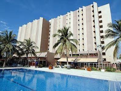 Outdoor pool area of Hotel Lagoon 2