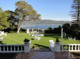 Outdoor view of Parkes Manor