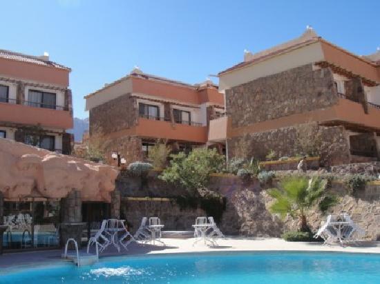 Outdoor pool area of Plaza Hotel St. Catherine